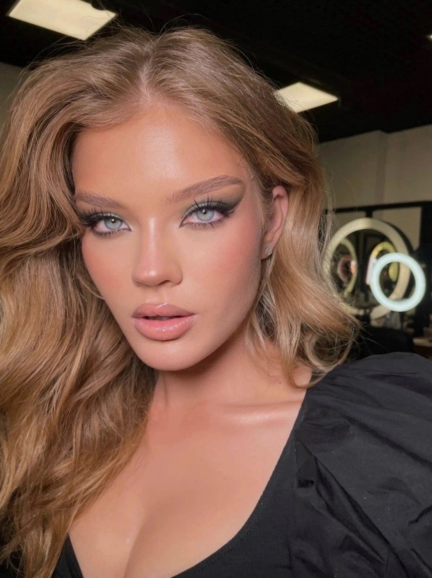 Анна Линникова