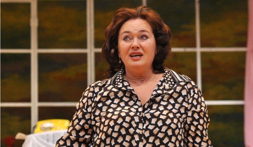 Лариса Гузеева