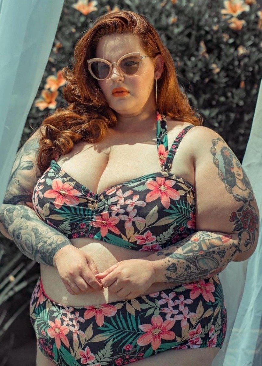 Тесс Холлидей