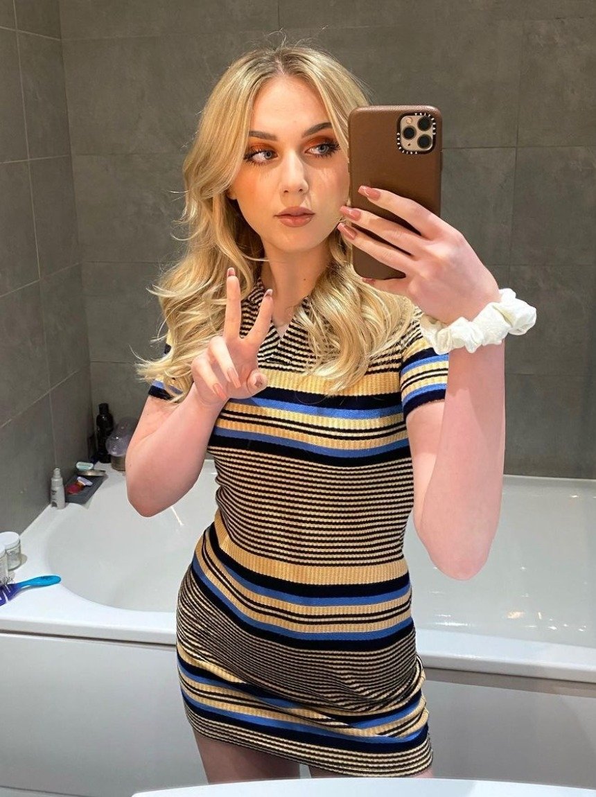 Анжелика Олесь