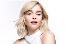 День рождения Эмилии Кларк! Матери Драконов исполнилось 34 года