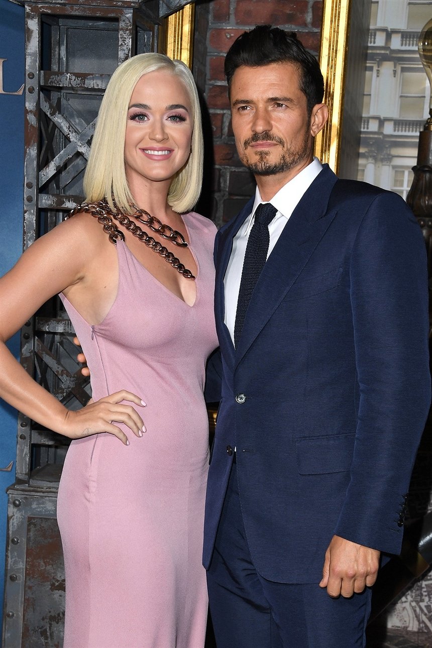 знаменитости, которые обручились в 2021