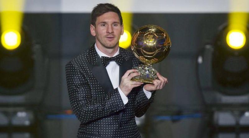 лионель месси золотой мяч  лионель месси золотой мяч